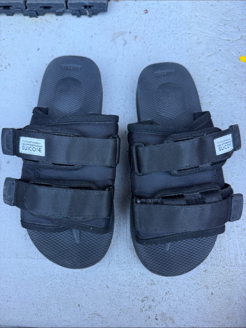 Suicoke Black Adjustable Dual-Strap Slides